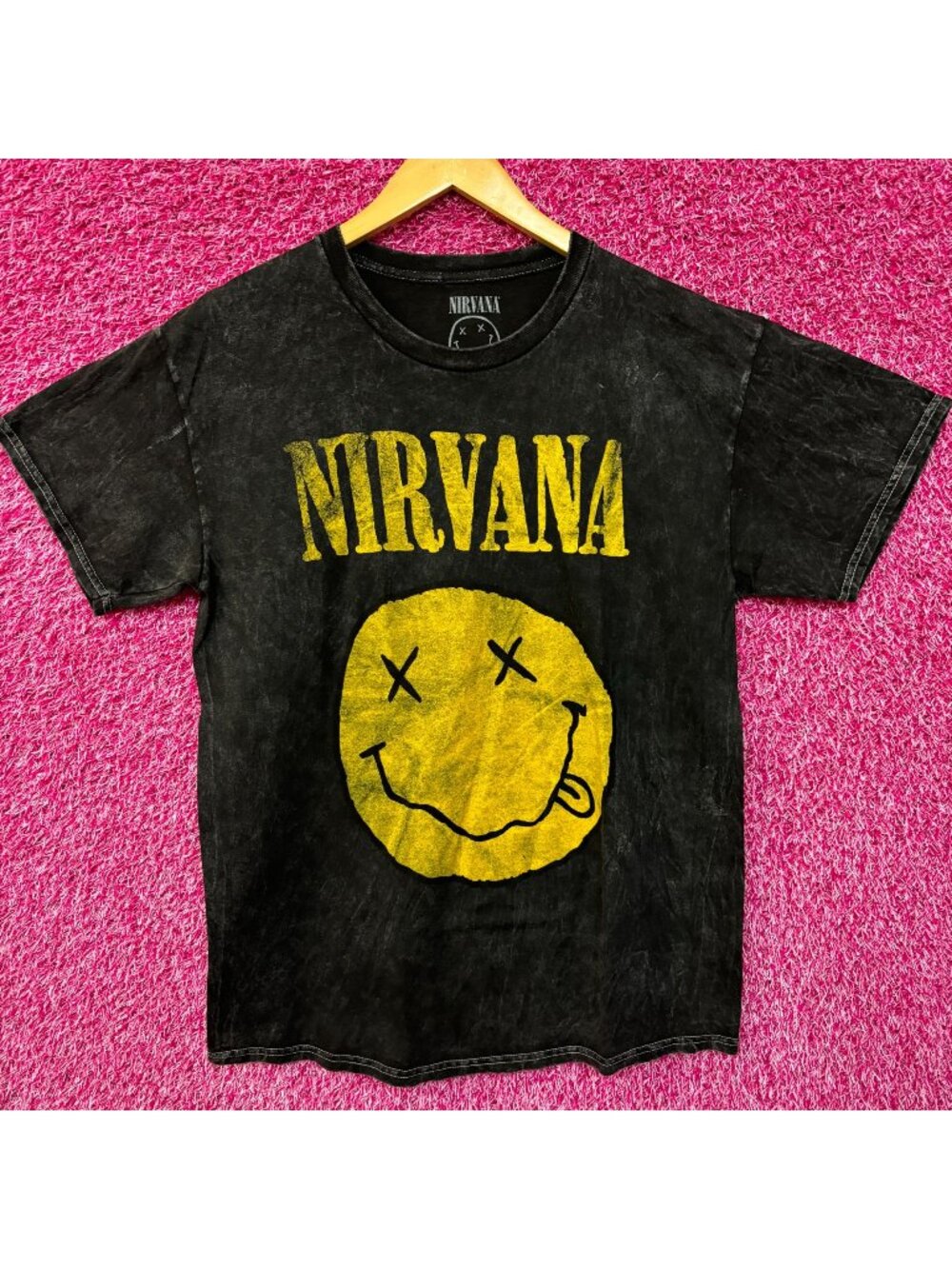 Nirvana Nevermind Smiley Face mineral wash grunge Tshirt size large